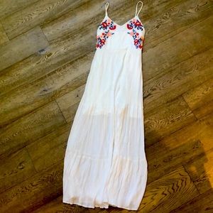 Beautiful spring/summer maxi dress